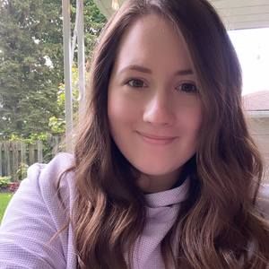 Meet your Posher, Evana